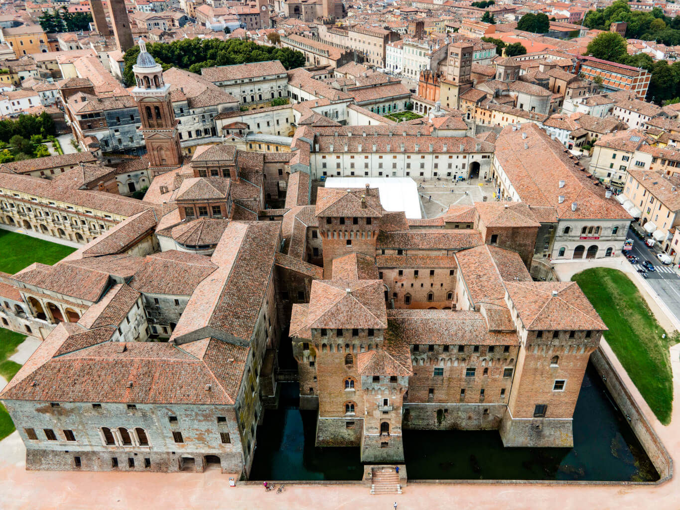 Cose da fare e vedere a Mantova: Castello di San Giorgio e Palazzo Ducale dall'alto